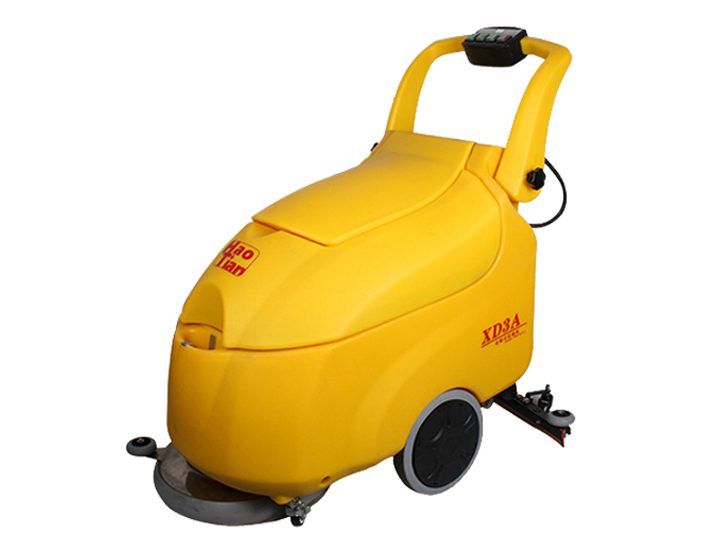 XD3A Scrubber drier with battery